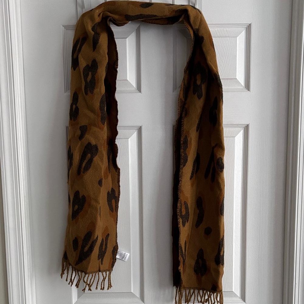 Madewell Leopard Scarf